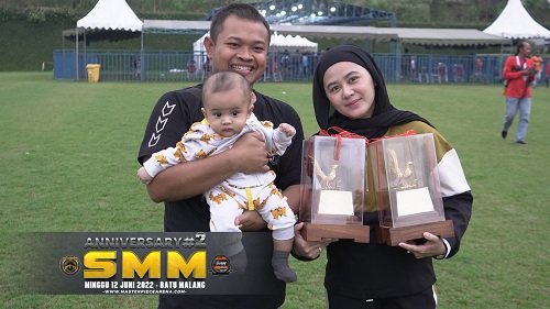 AWS bersama anak dan istri tercinta yang selalu setia mendampingi