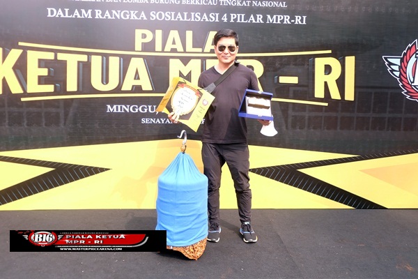 Erman liu tiga kali naik podium dengan menjawara disua kelas bergengsi-Piala MPR -RI