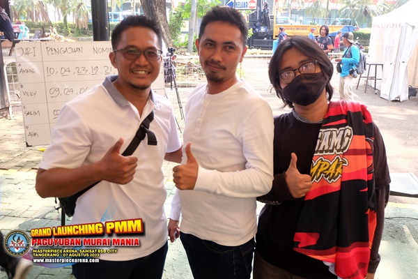 Rangga cijantung bersama ketua panitia Grand Launching PMM