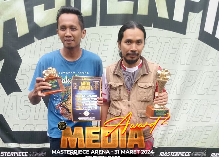 Carox 1 Masih bertaji rebut dua trophy Media Award2